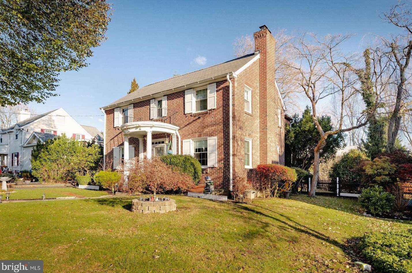 637 Croyden Rd, Cheltenham, PA 19012