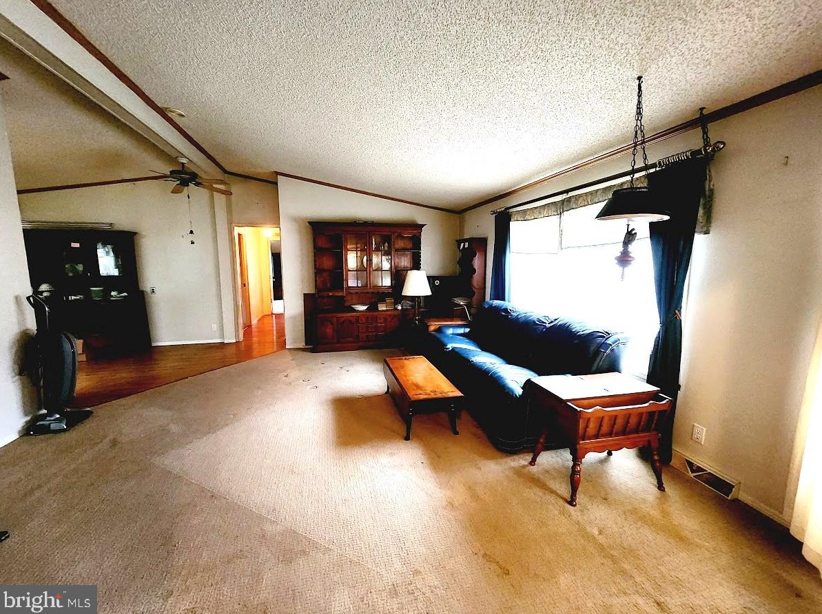 200 Chatham Ct, Souderton, PA 18964