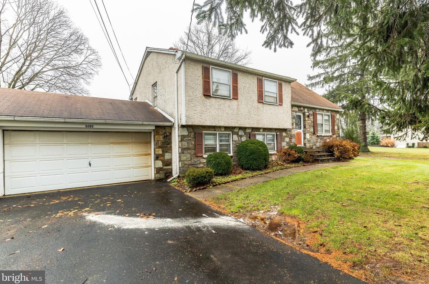 3205 Cowpath Rd, Souderton, PA 18964