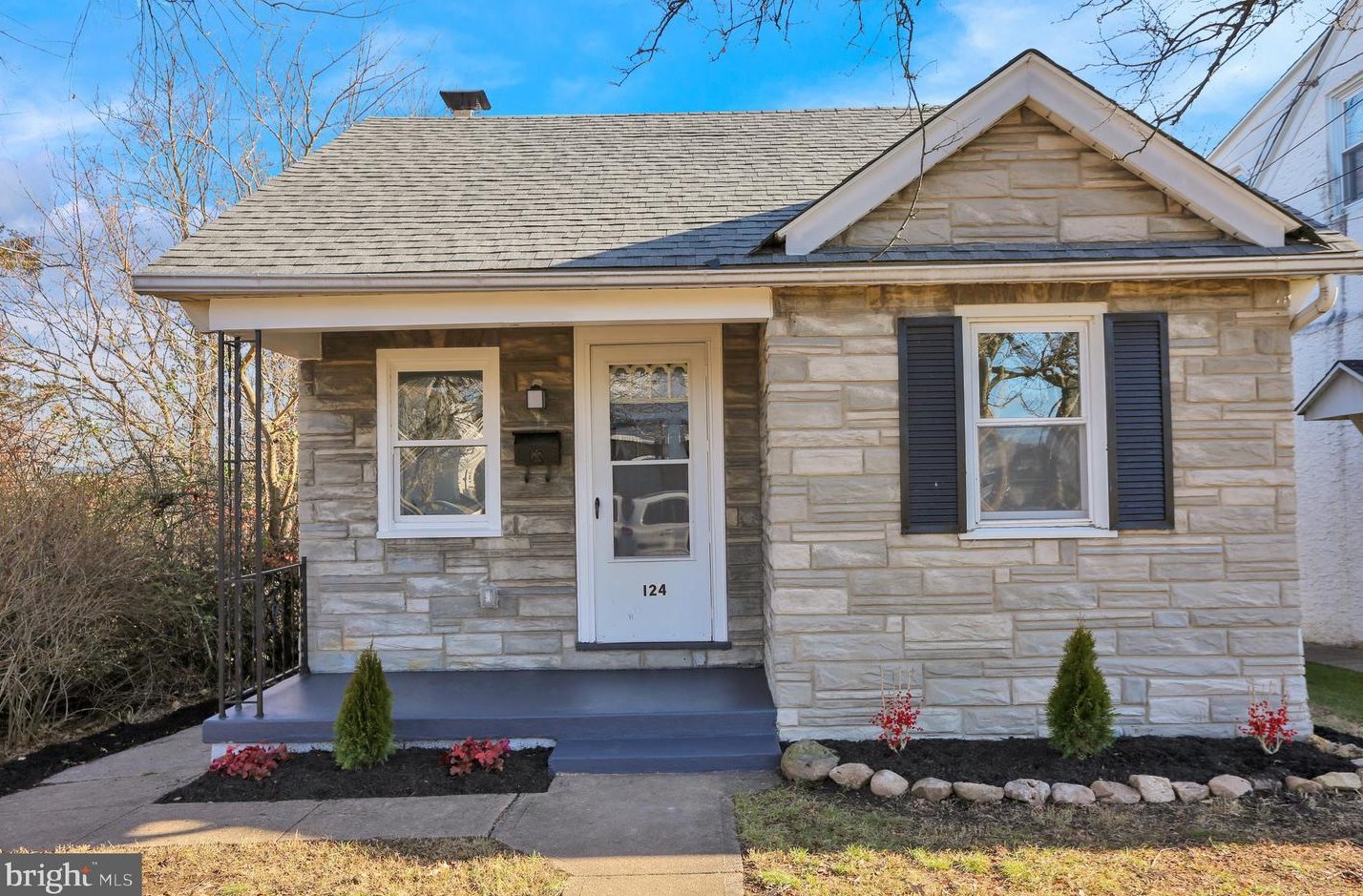 124 Lemon St, Pottstown, PA 19464