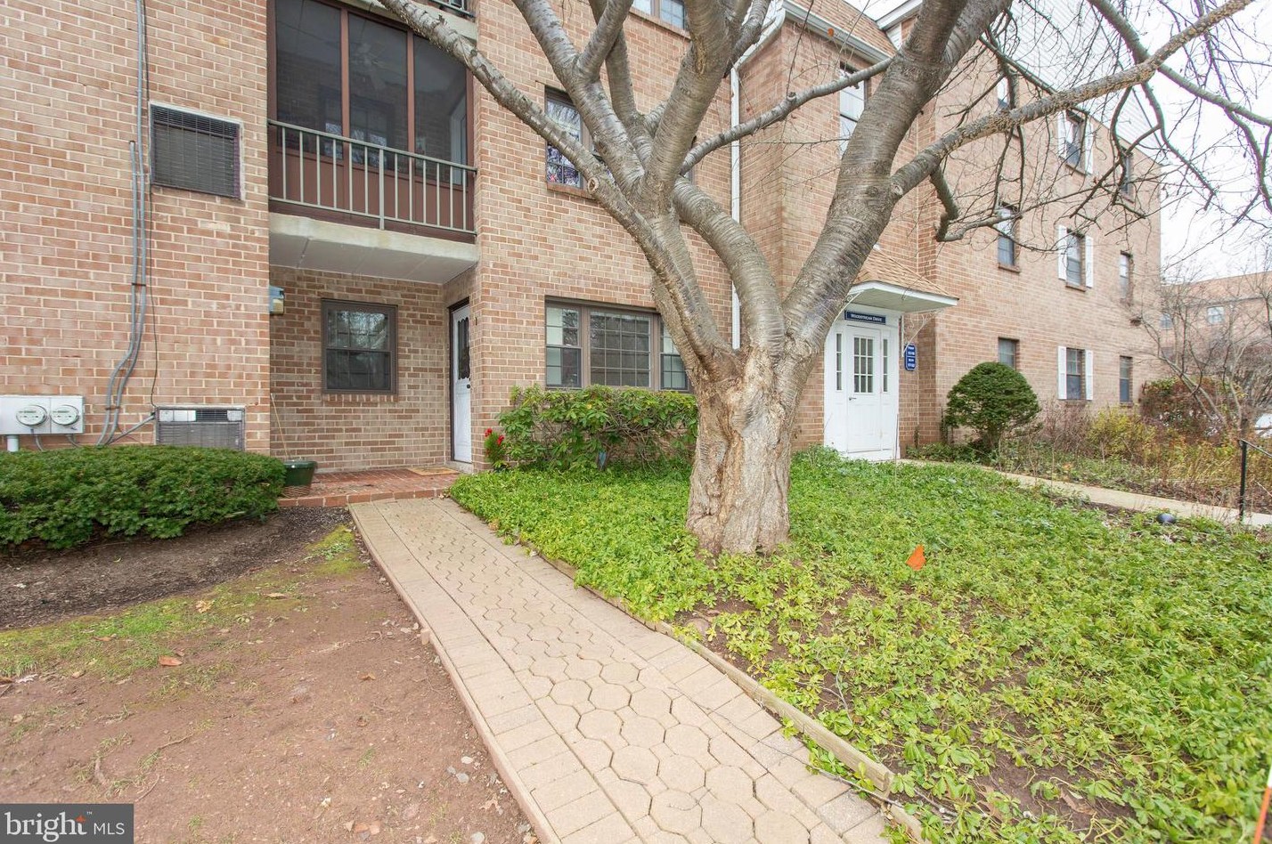 117 Woodstream Dr #condo 117, Norristown, PA 19403
