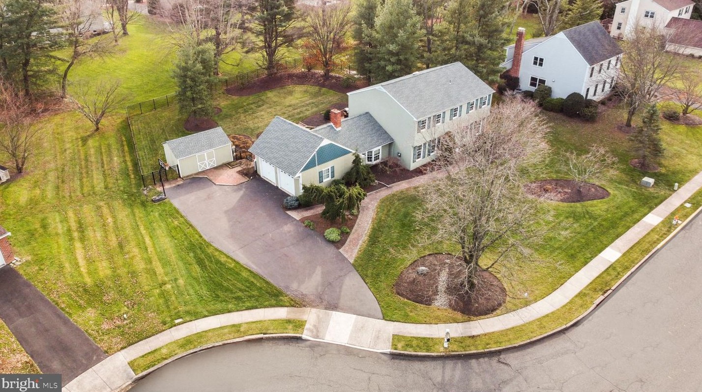 631 Conestoga Ln, Lansdale, PA 19446