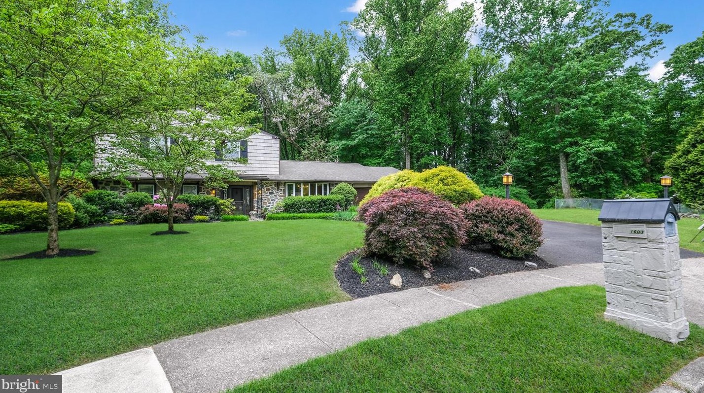 1603 Pennypack Rd, Huntingdon Valley, PA 19006