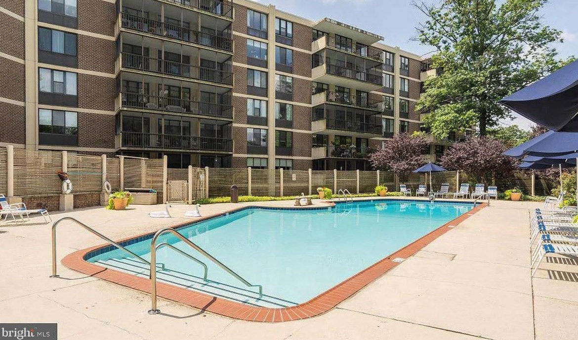 8302 Old York Rd #b-65, Melrose Park, PA 19027
