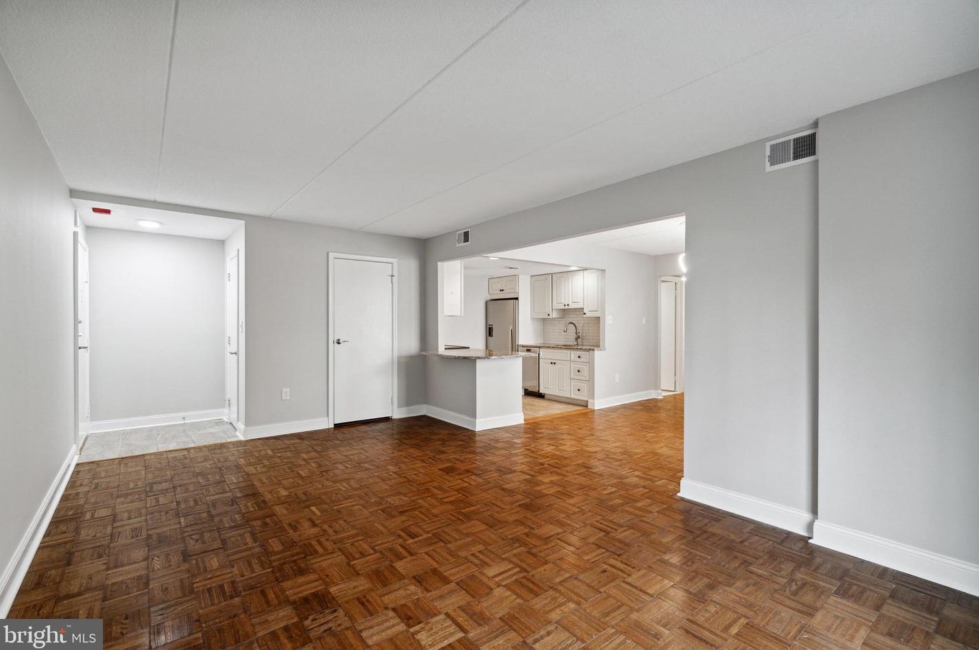 260 Montgomery Ave #302, Haverford, PA 19041