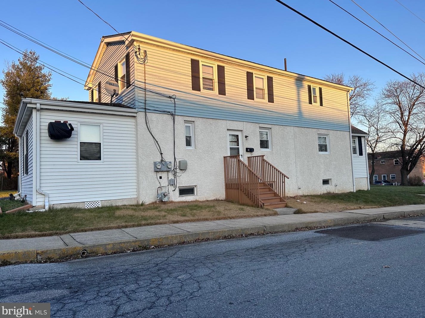 302 E Howard St, Pottstown, PA 19464