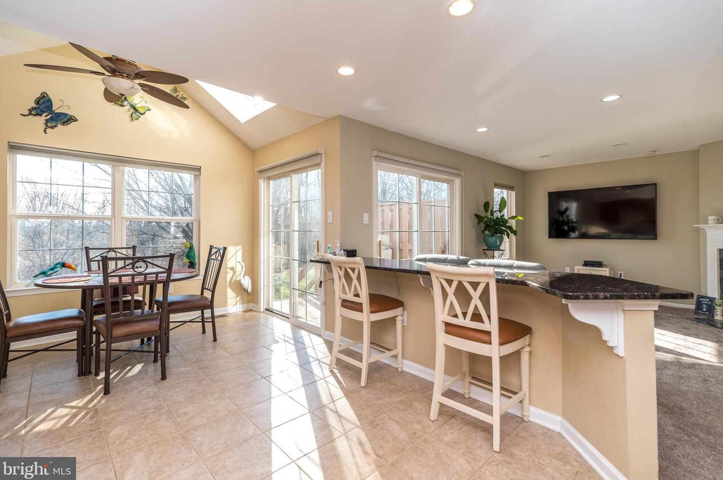 208 Filly Dr, North Wales PA  19454-4299 exterior