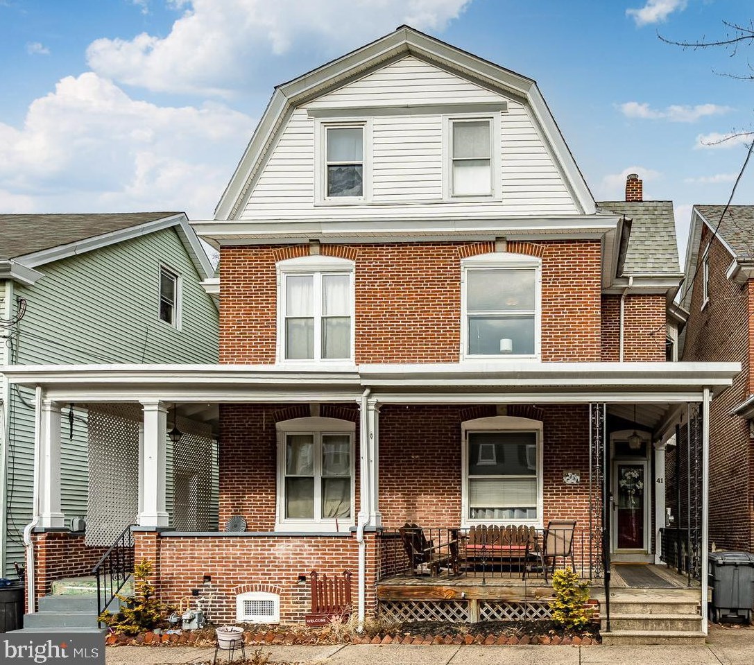 41 Chestnut St, Pottstown, PA 19464