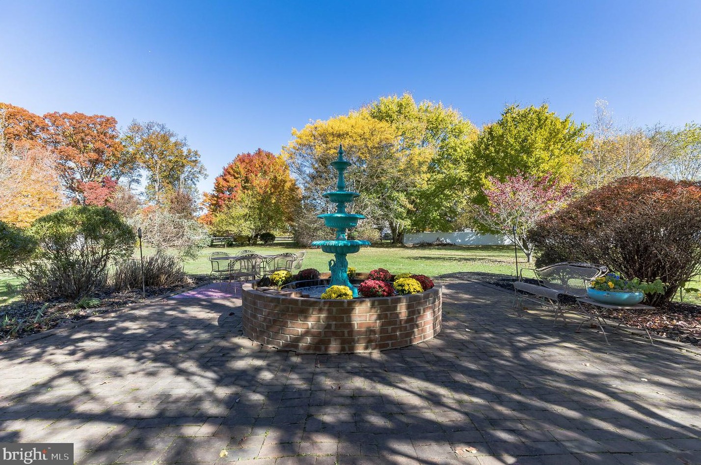 139 Mallard Dr, North Wales PA 19454-1193 exterior