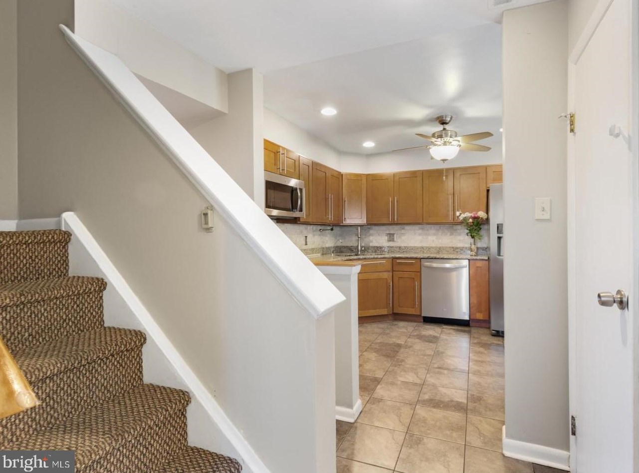 20 Montgomery Ave Apt K, Cynwyd, PA