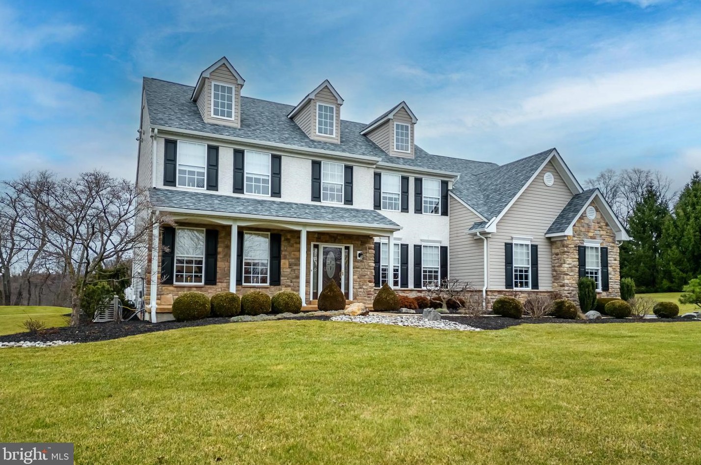 2570 Stone Hill Rd, Harleysville, PA 19438