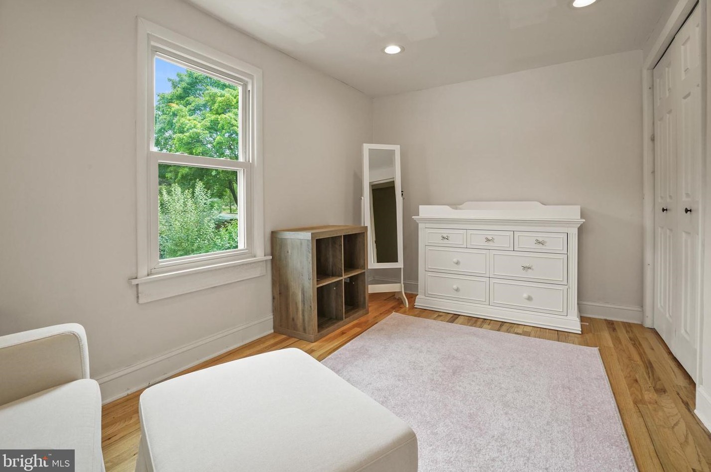 129 Montgomery Ave, North Wales PA  19454-3411 exterior