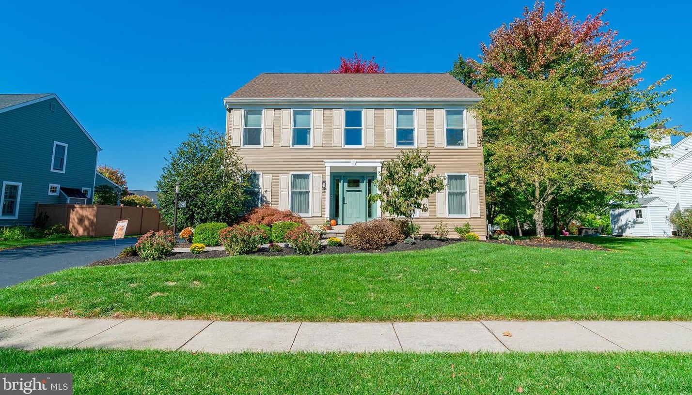 28 Saratoga Ln, Harleysville, PA 19438