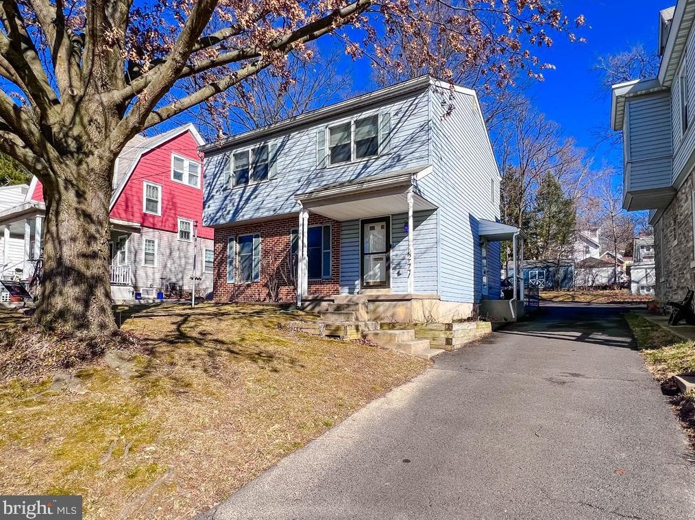 2441 Jenkintown Rd, Ardsley, PA 19038-3705