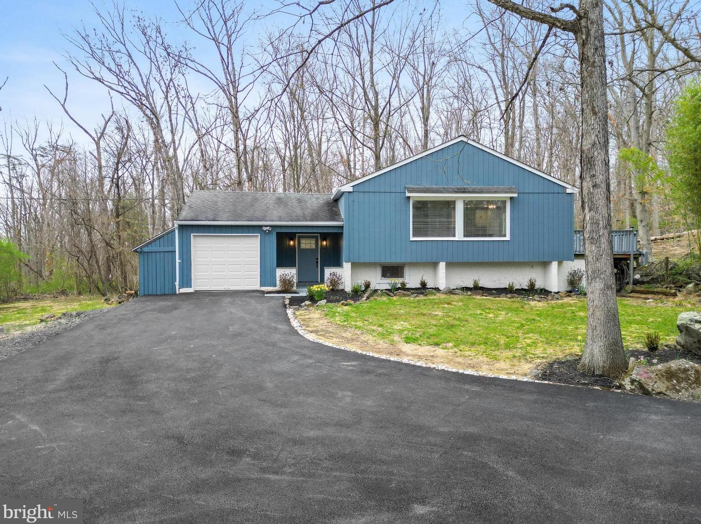 3205 Rockhill Rd, Perkiomenville, PA 18074
