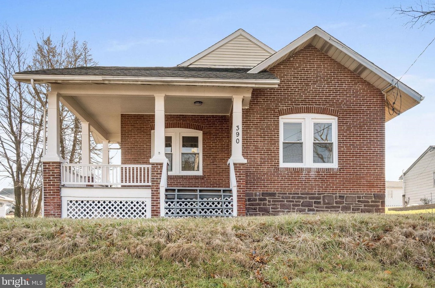 390 Pleasantview Rd, Pottstown, PA 19464-2610