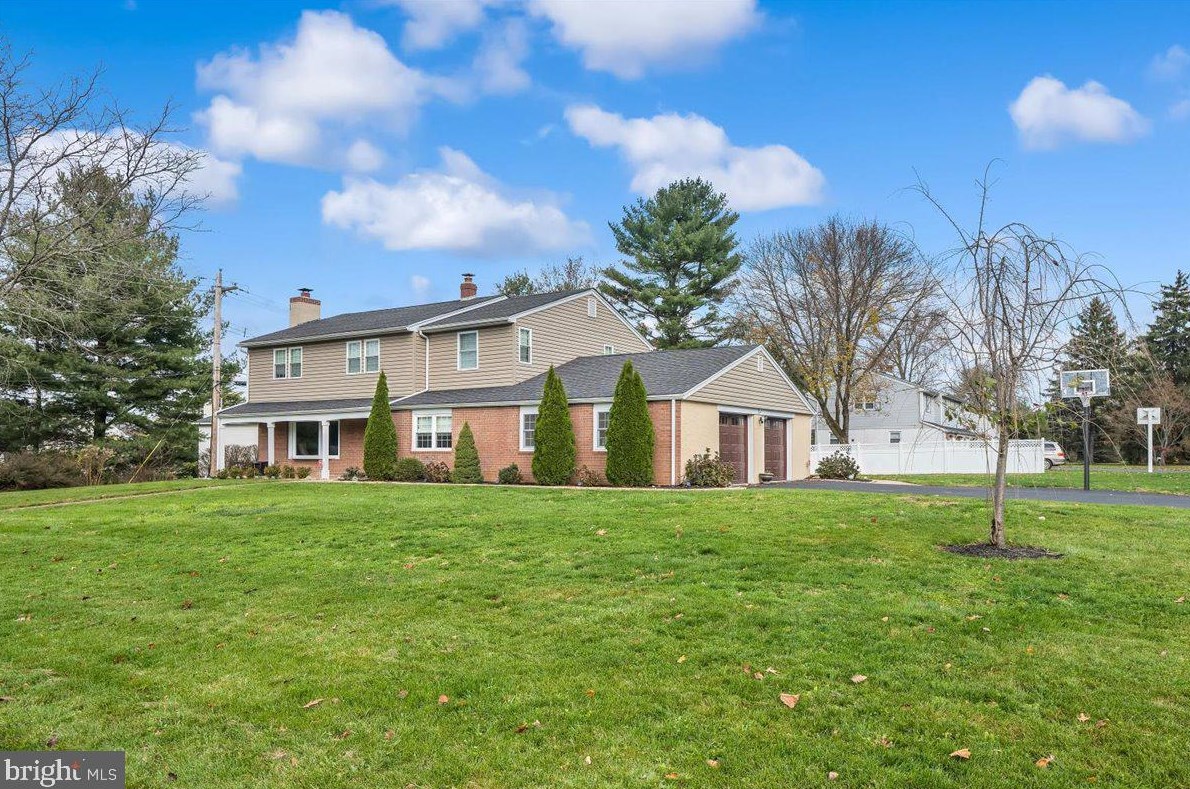 1601 W Township Line Rd, Blue Bell, PA 19422