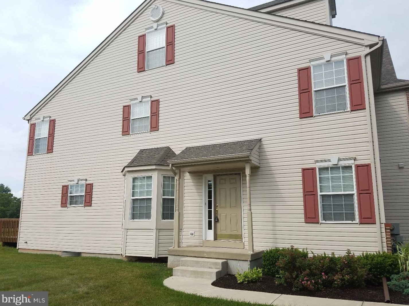 391 Wheatfield Cir, Hatfield, PA 19440