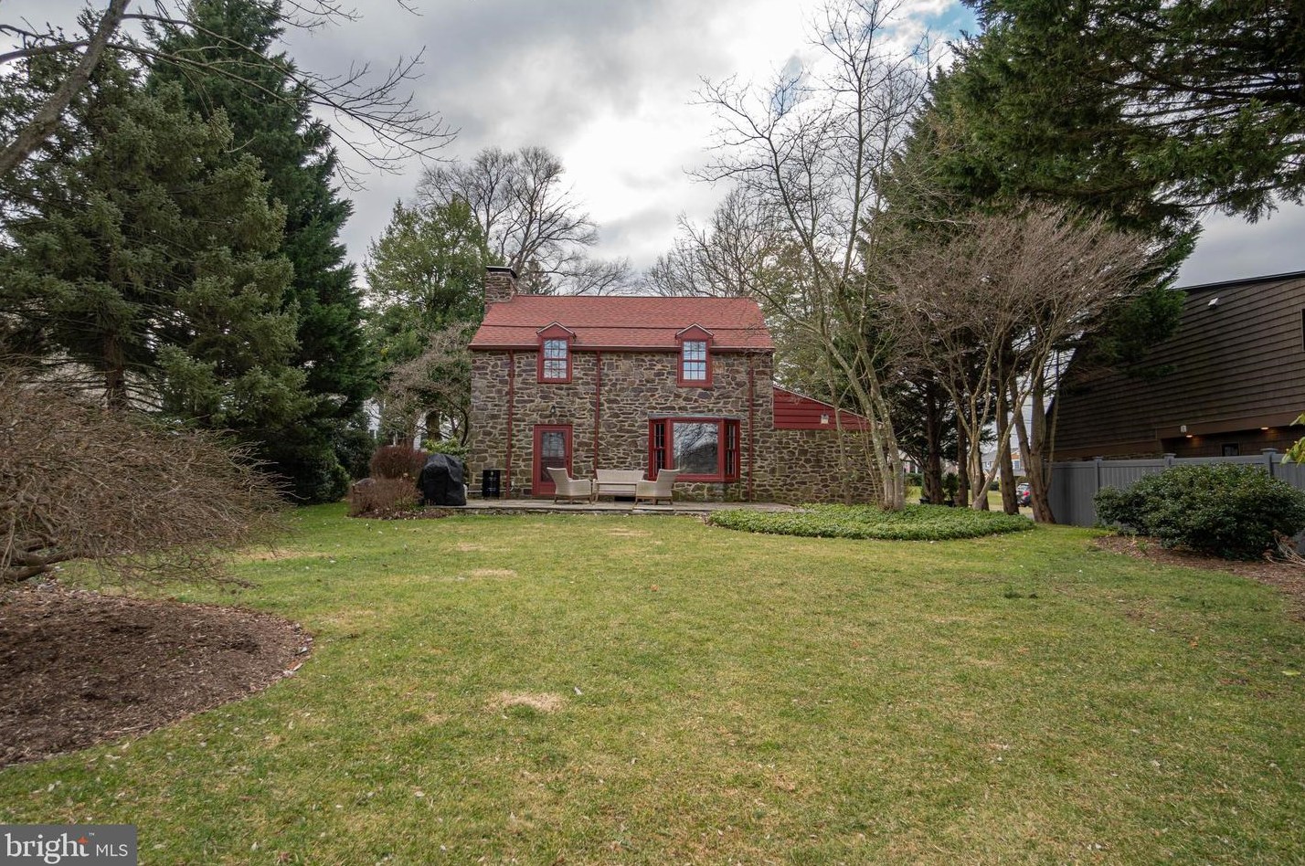 508 Wischman Ave, Oreland, PA 19075-1005