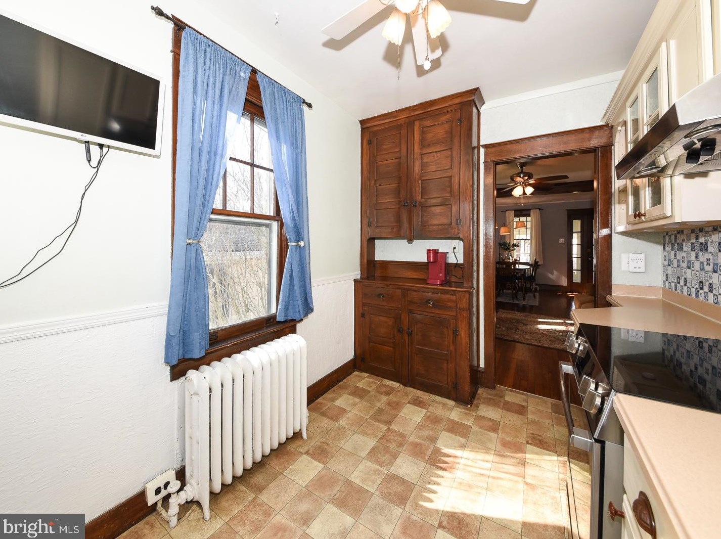 667 Harrison Ave, Ardsley PA  19038-2505 exterior