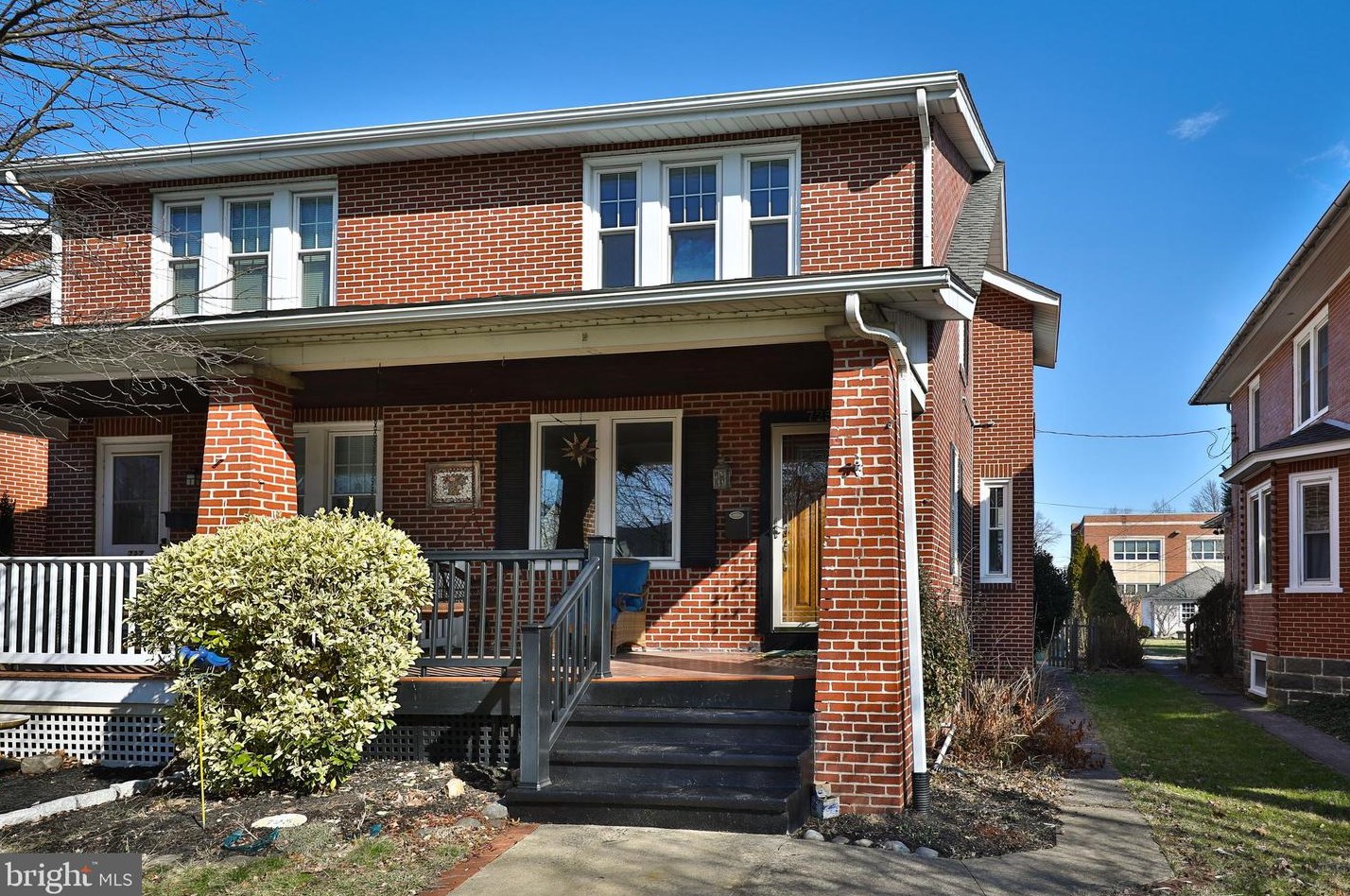 725 W Mt Vernon St, Lansdale, PA 19446