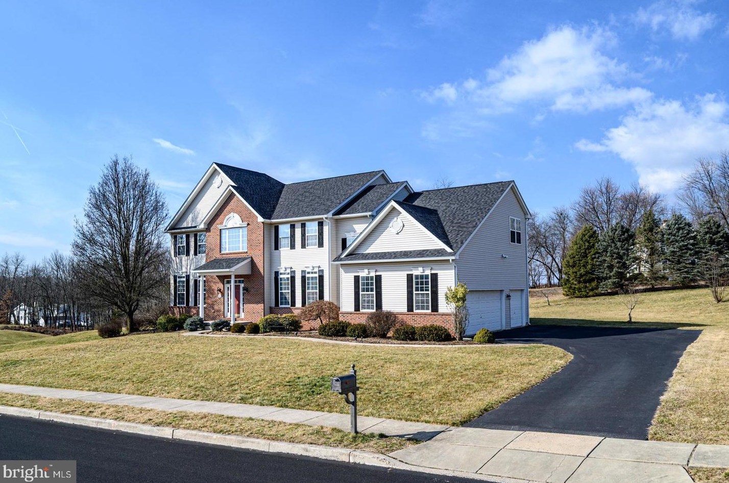 106 Rosemont Ln, Limerick, PA 19468