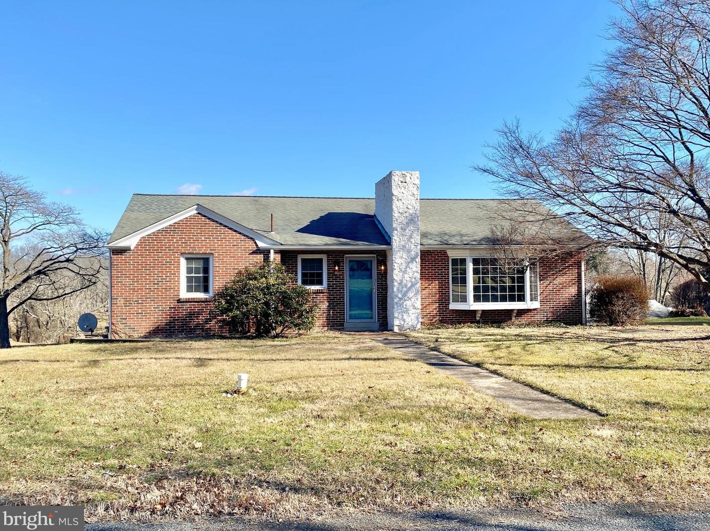 221 Buchert Rd, Gilbertsville, PA 19525