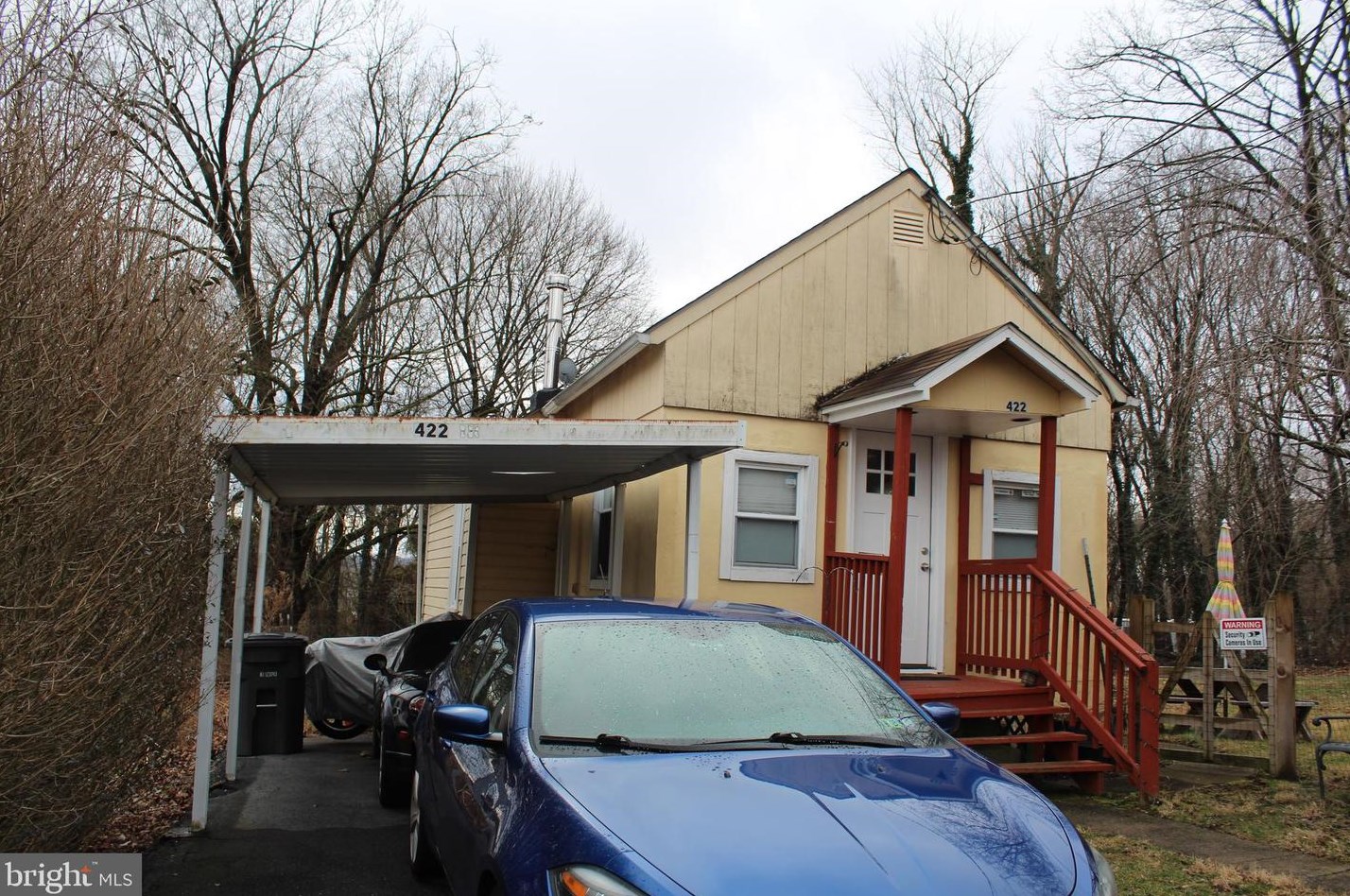 422 W Walnut St, Pottstown, PA 19464