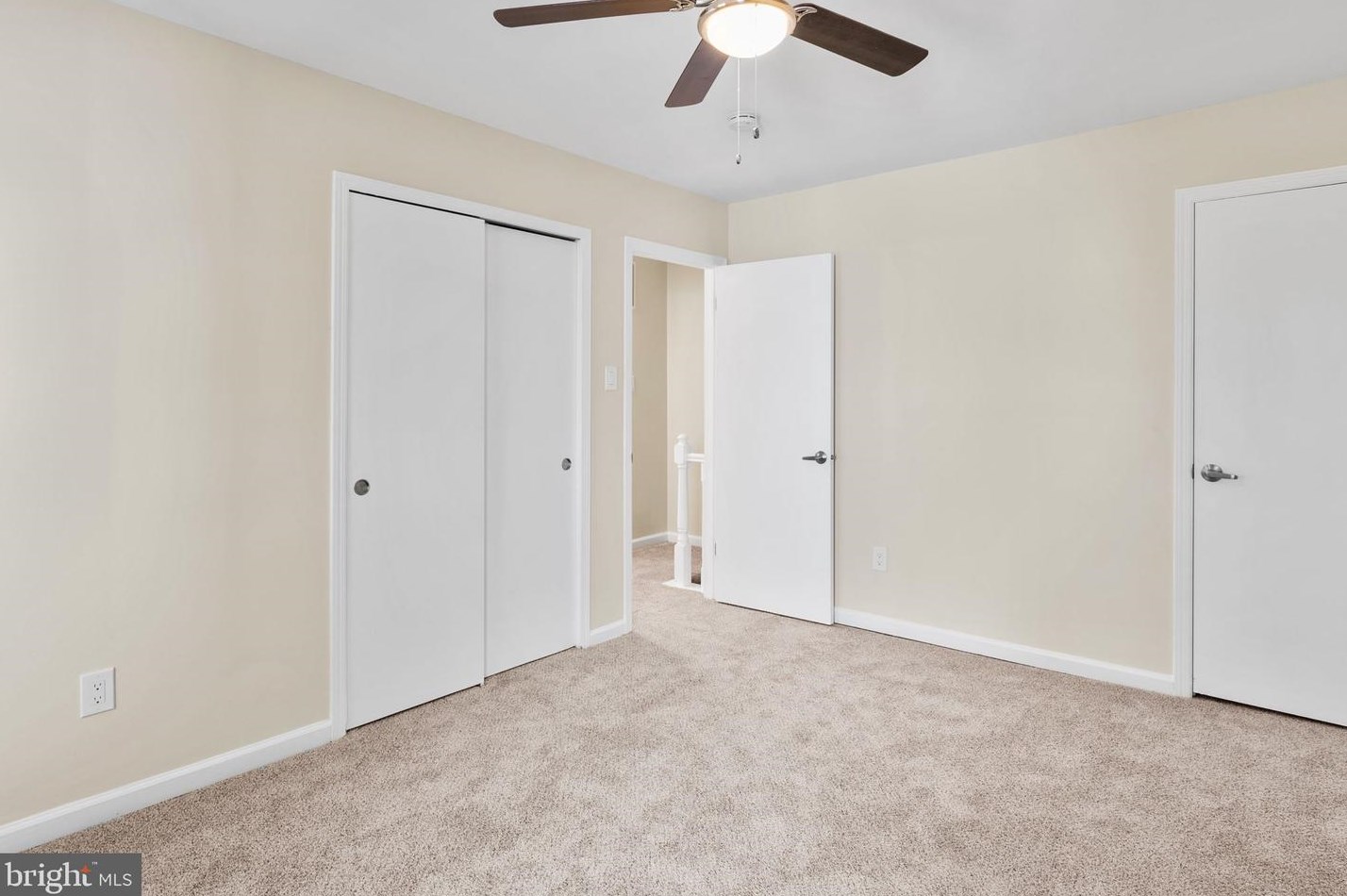 102 Rutledge Ct, North Wales PA  19454-1037 exterior