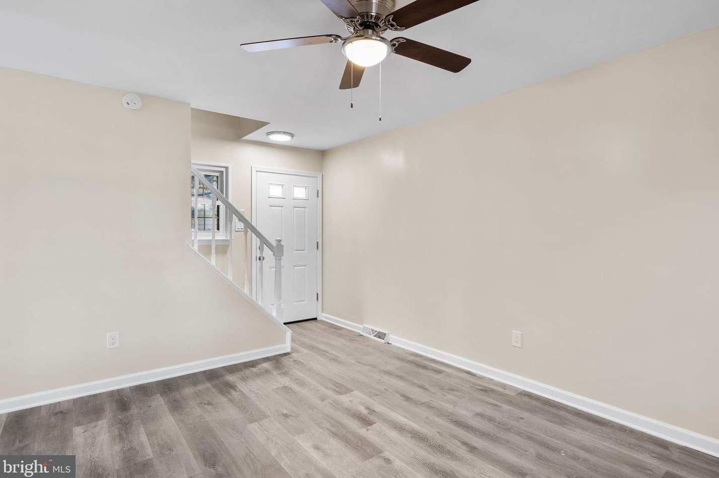 102 Rutledge Ct, North Wales PA  19454-1037 exterior