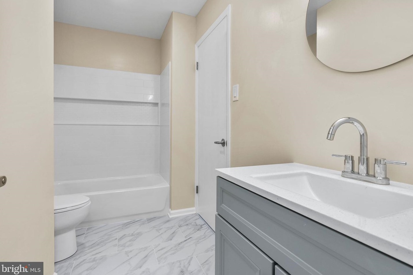 102 Rutledge Ct, North Wales PA  19454-1037 exterior