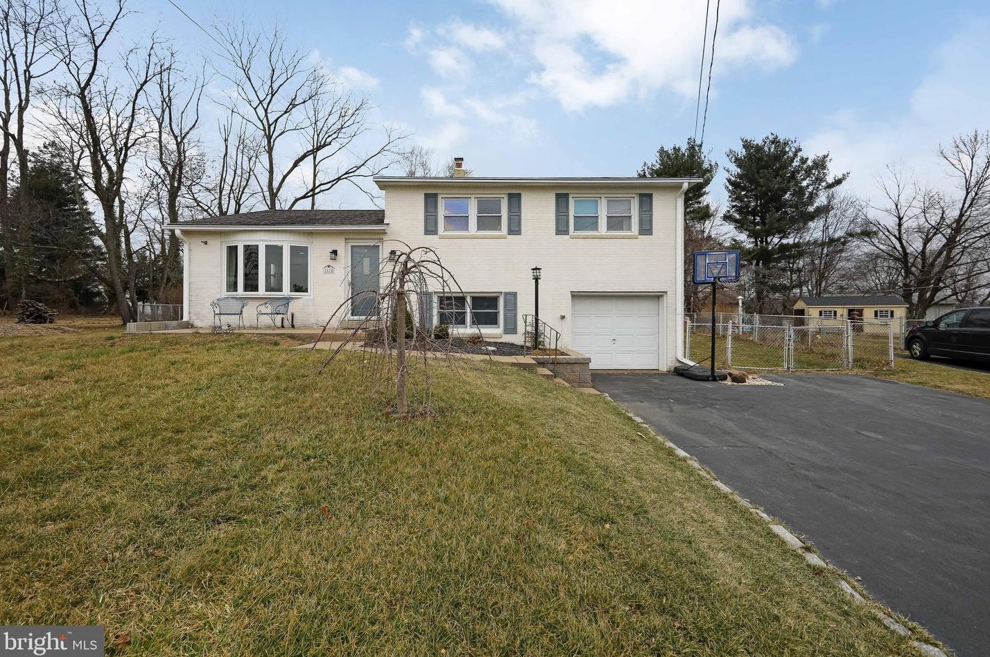 1618 Alba Rd, Willow Grove, PA 19090