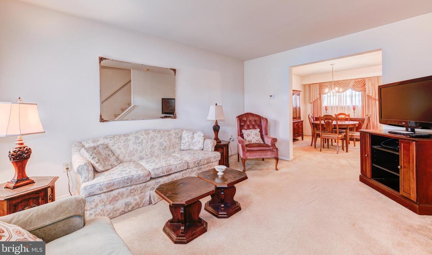 410 Avenue E #a, Horsham, PA 19044