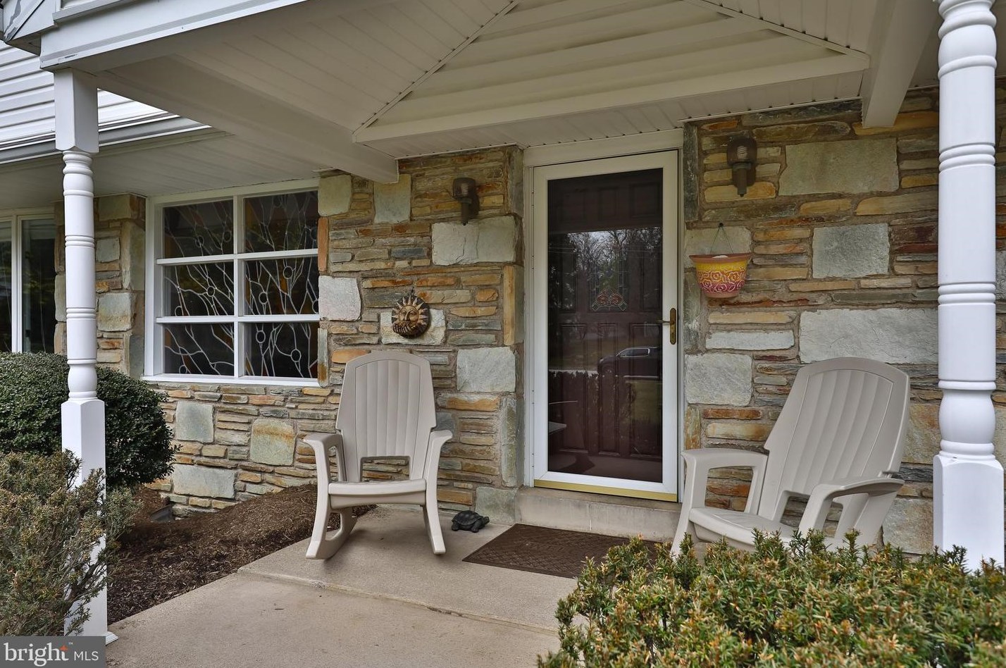 425 Wingate Rd, Huntingdon Valley, PA 19006
