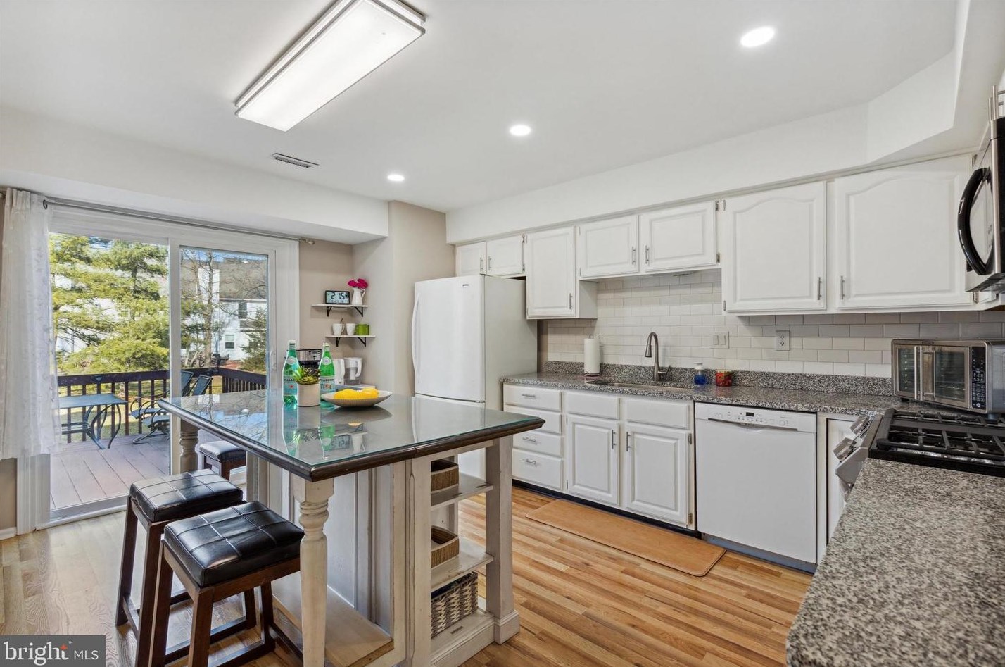 101 Cypress Dr, Prospectville, PA 19002