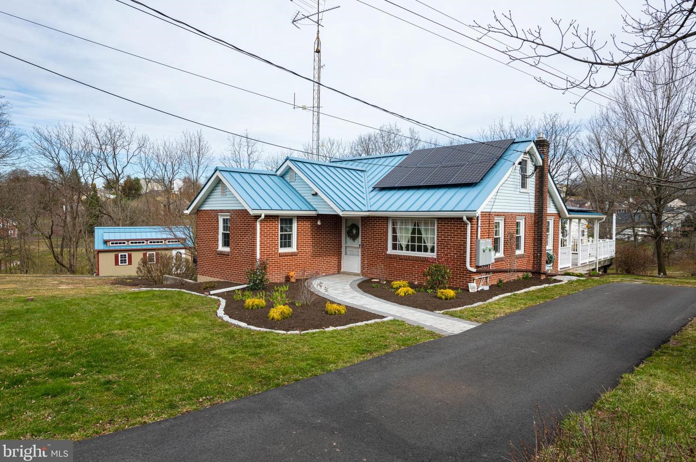 2123 Sunnyside Ave, Pottstown, PA 19464