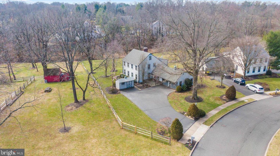 1310 Stonybrook Ln, Lansdale, PA 19446