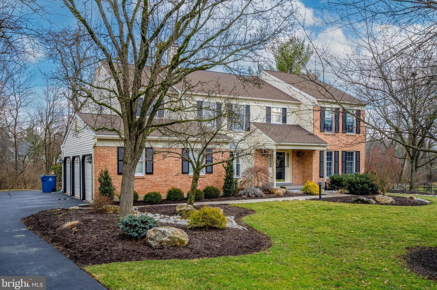 1413 Tanglewood Dr, North Wales, PA 19454-3674