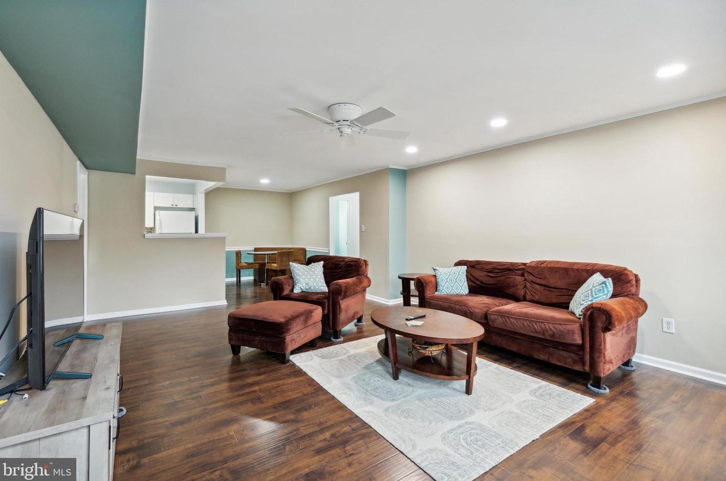 151 Woodstream #condo 151, Norristown, PA 19403