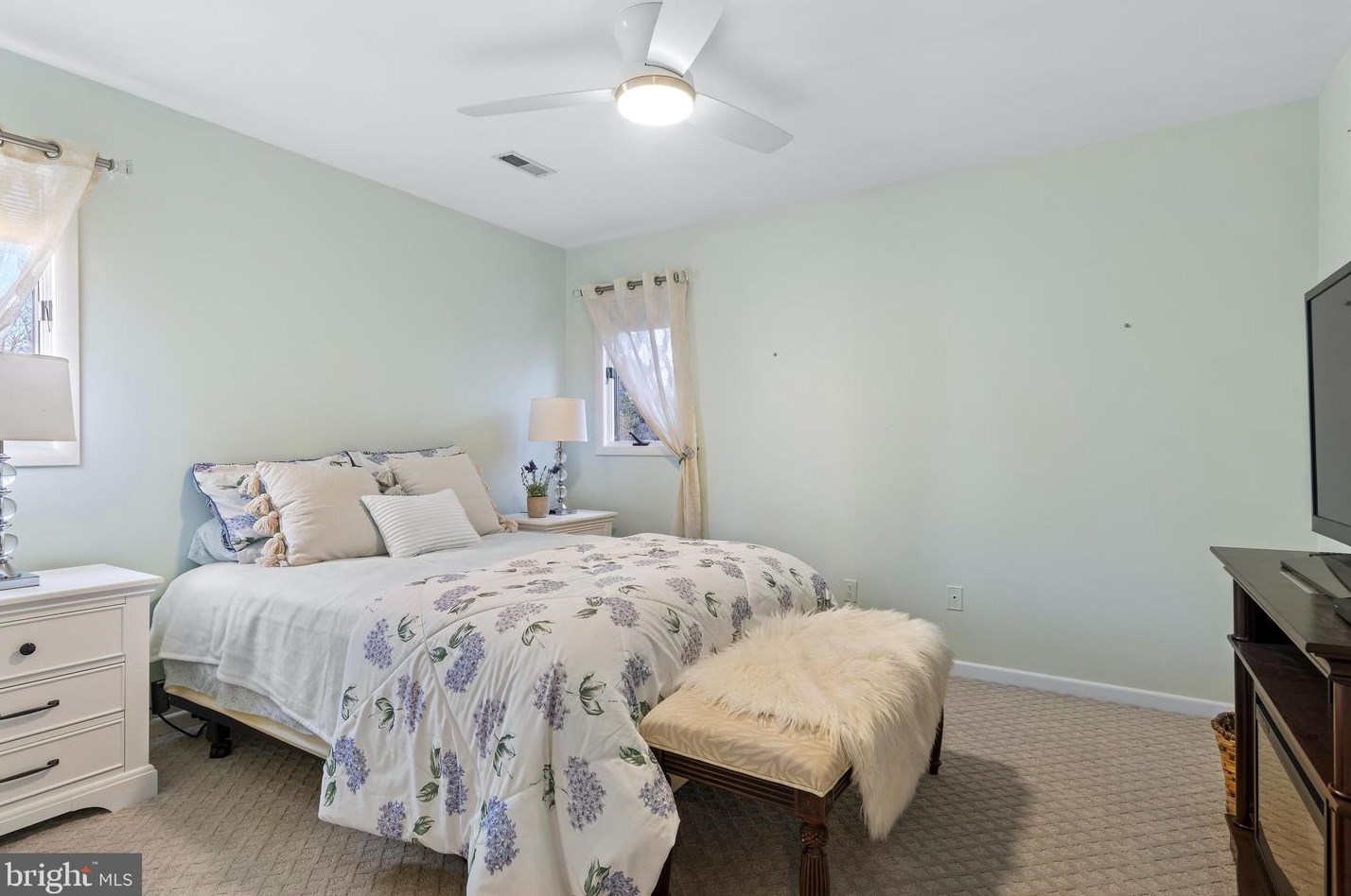 635 Bernstein Ln, North Wales PA  19454-2474 exterior