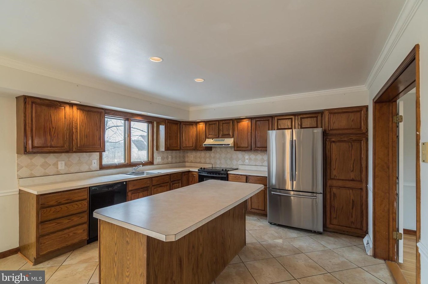 101 James, Norristown, PA 19403
