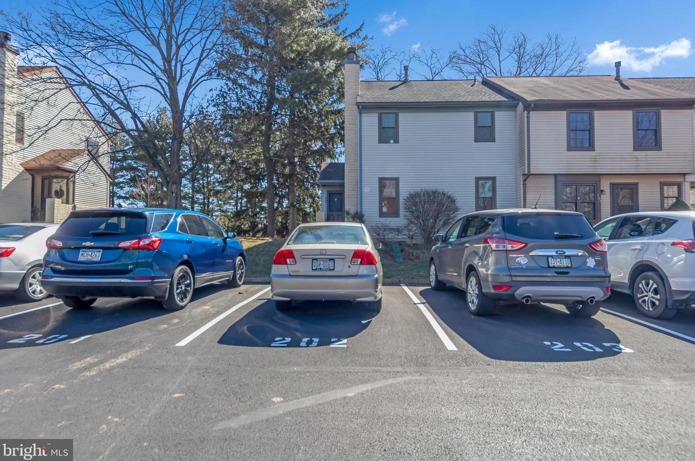 200 Rutledge Ct, North Wales, PA 19454-1075