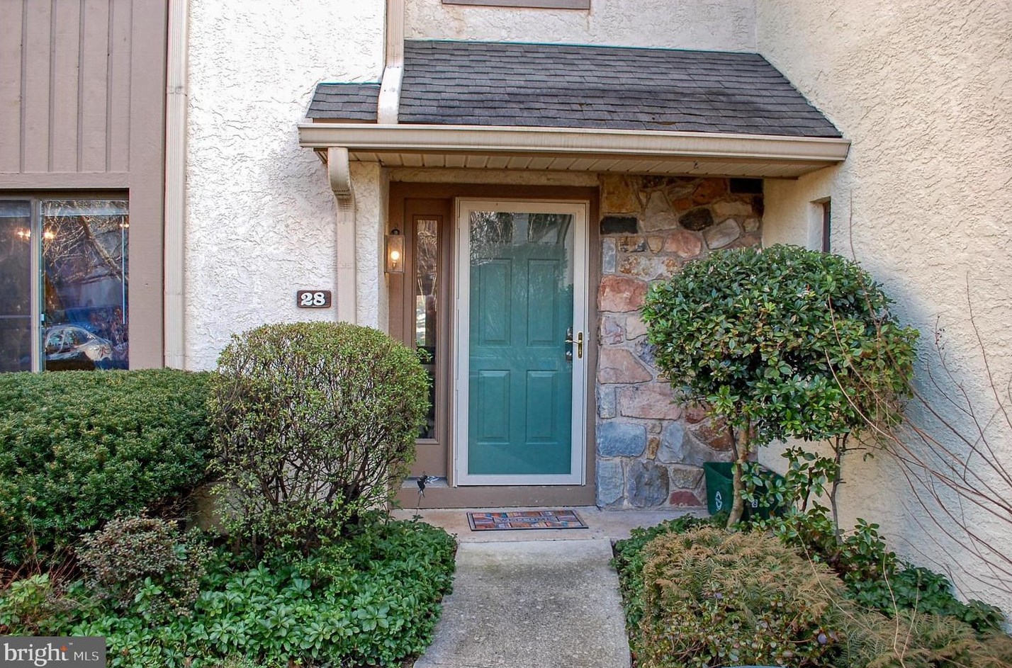 28 Highgate Ln, Blue Bell, PA 19422