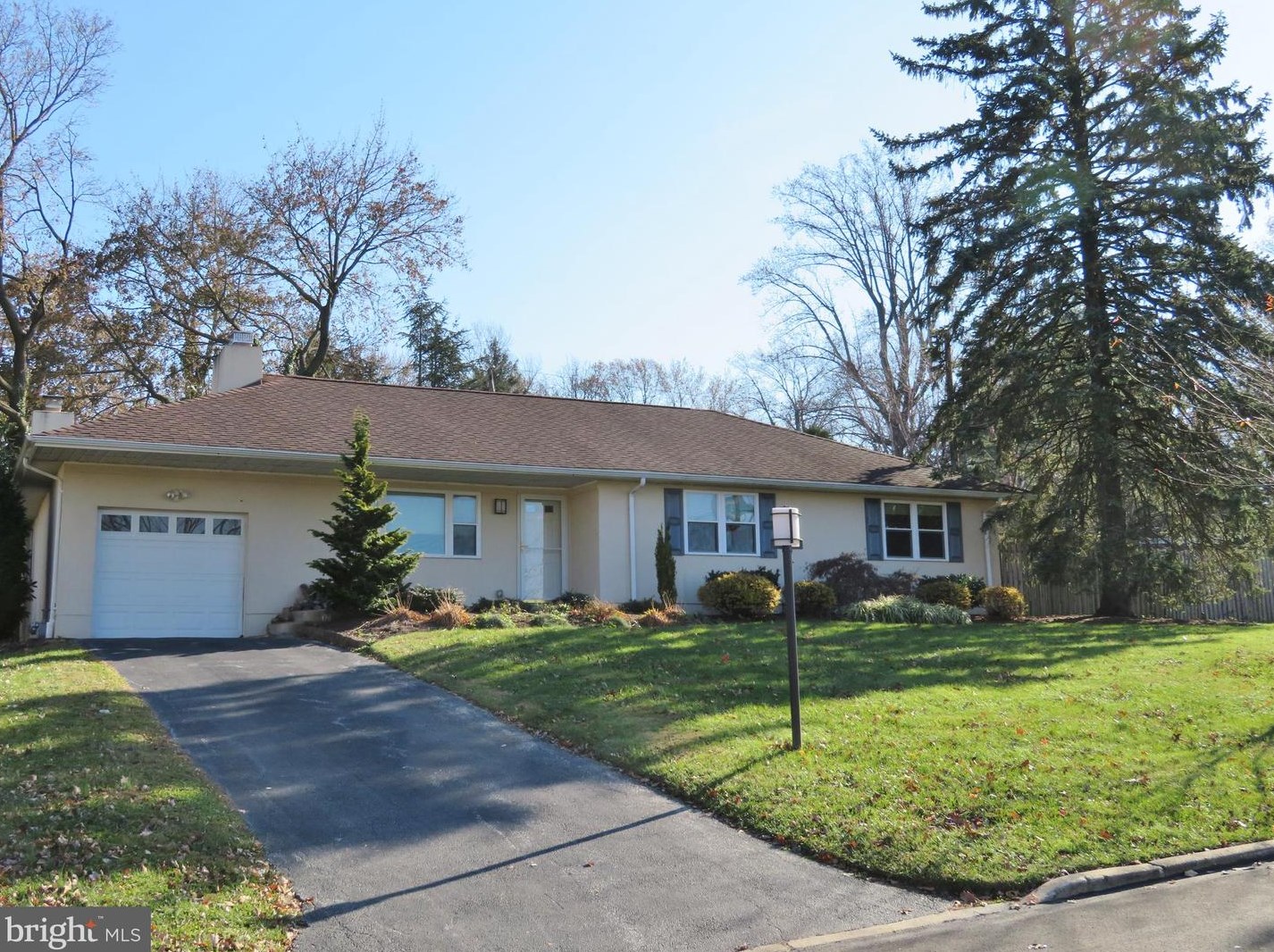 4134 Twynnwood Rd, Miquon, PA 19444