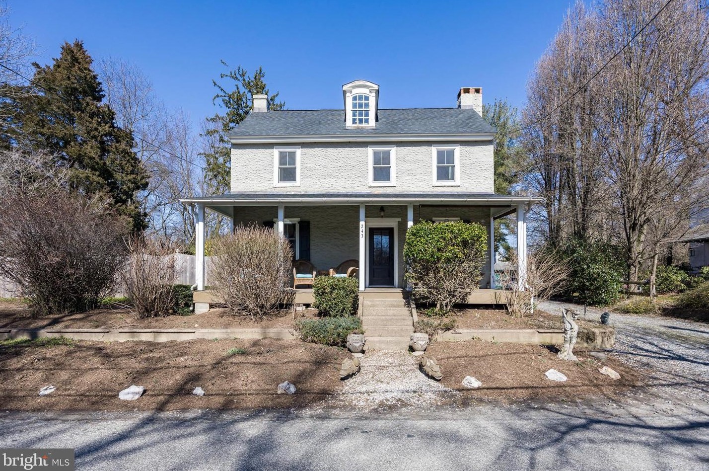 243 Canal St, Phoenixville, PA 19460-1212