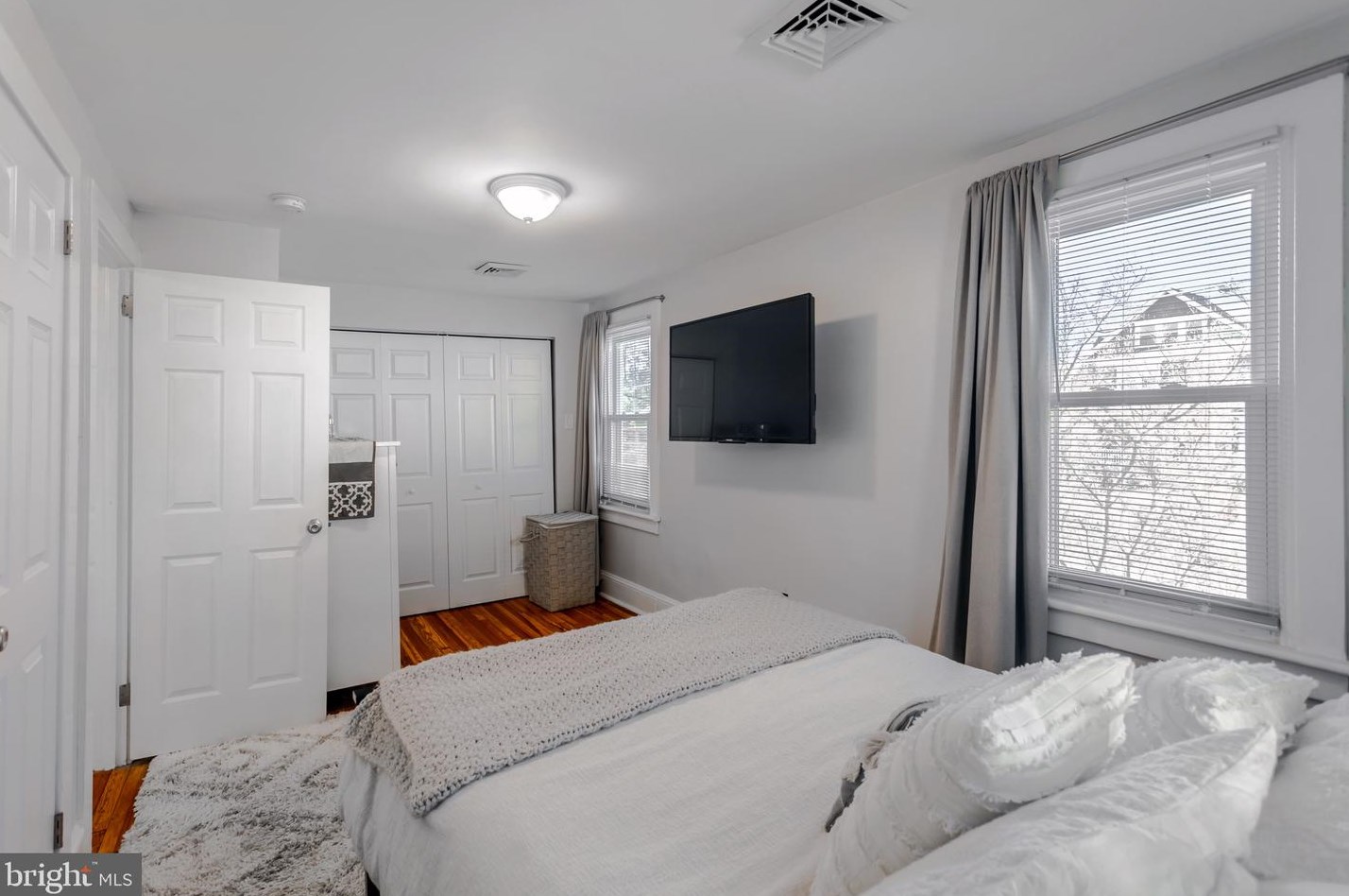 247 Limekiln Pike, Ardsley PA  19038-3319 exterior