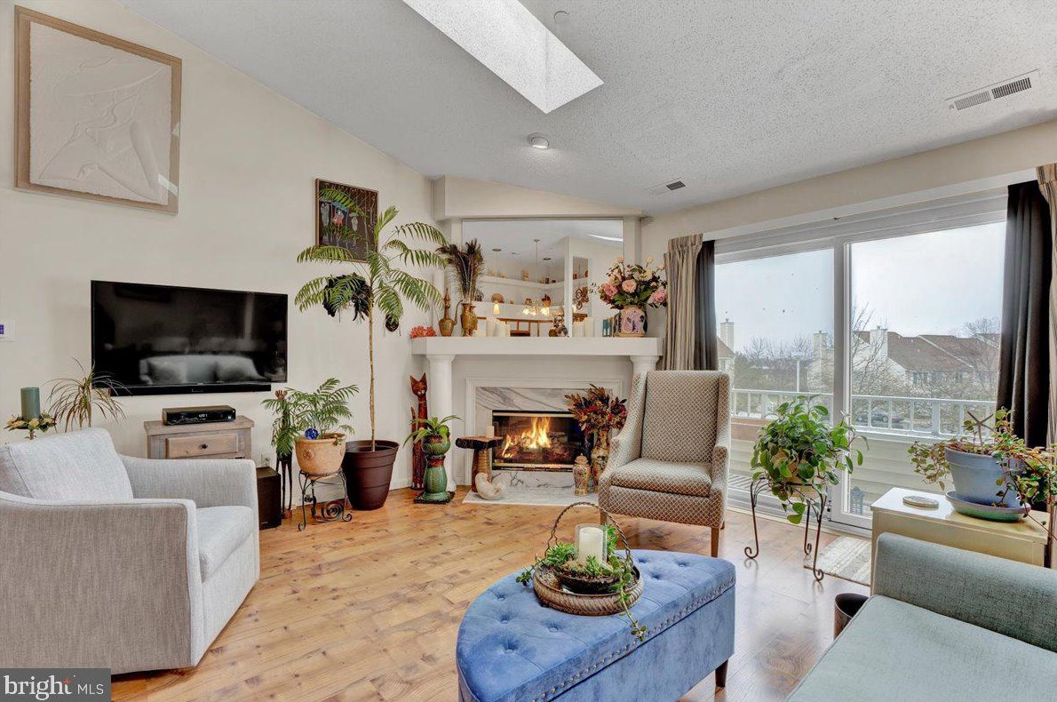 3302 Hemmingway Dr, North Wales, PA