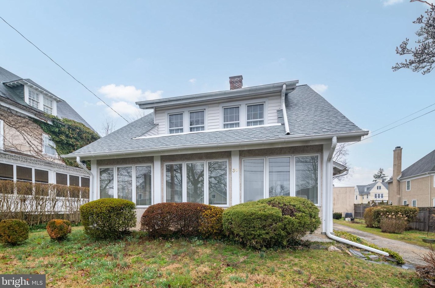 30 Buck Ln, Haverford, PA 19041