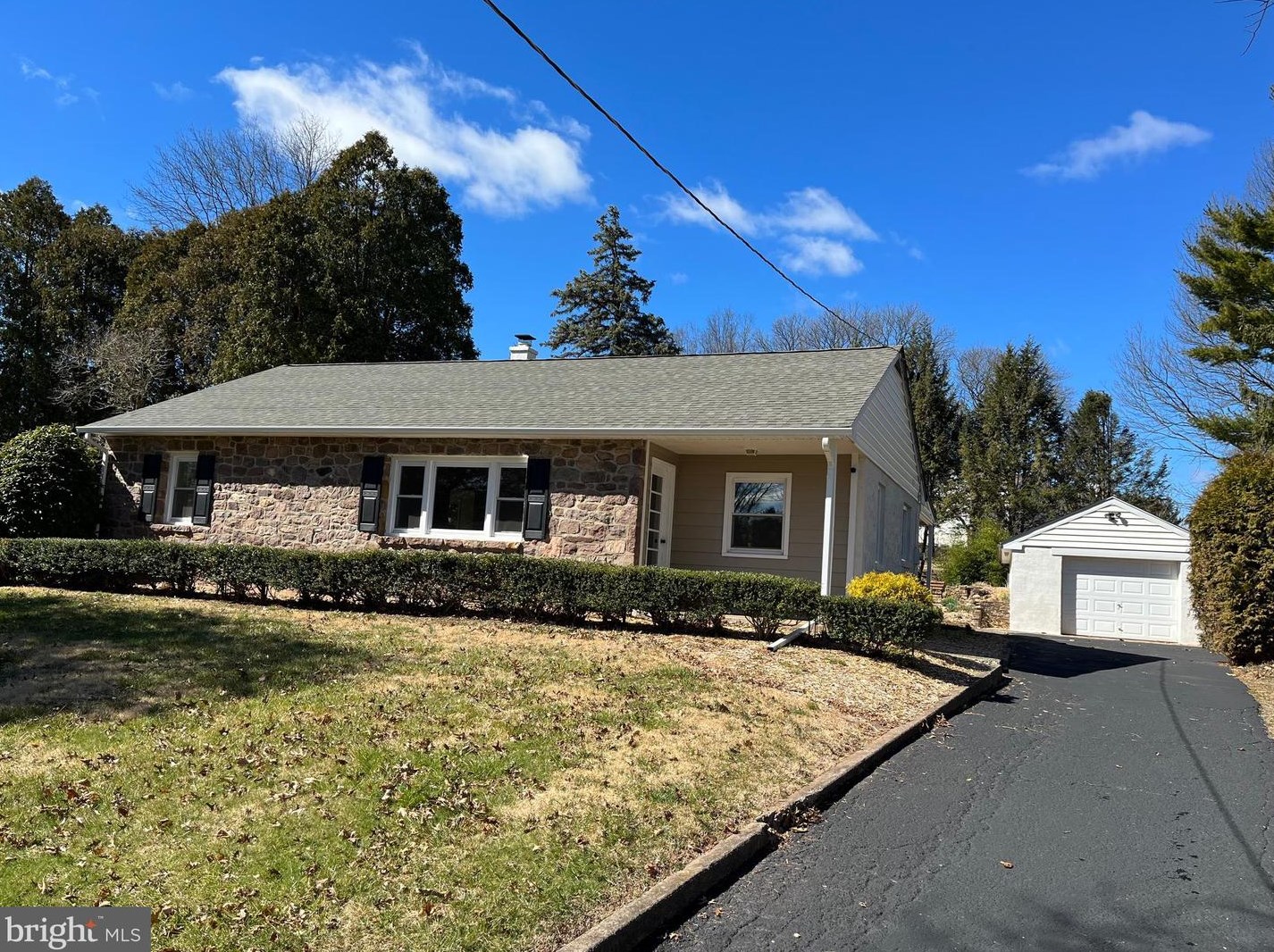 111 E Linfield Trappe Rd, Limerick, PA 19468