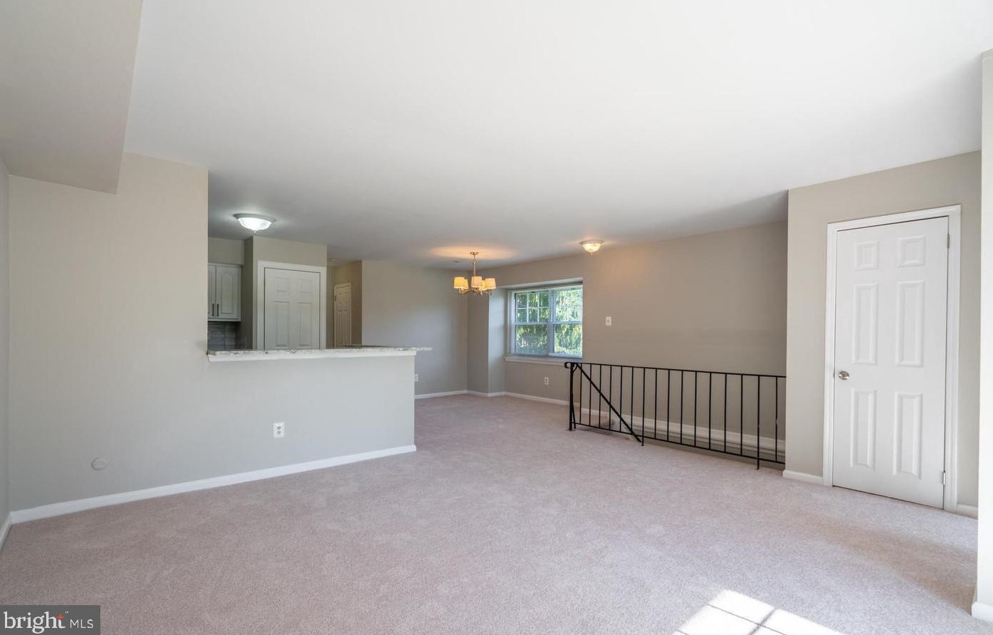 20 Hastings Dr, Blue Bell, PA 19422